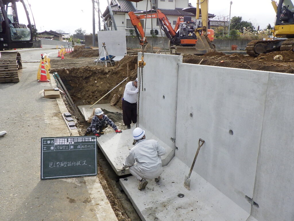 有限会社 大和工務店 道路改良舗装工事1-9