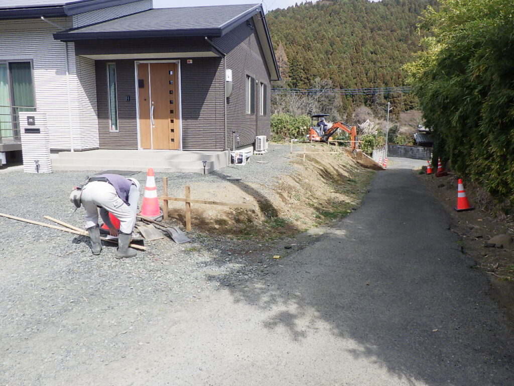 有限会社 大和工務店 一般住宅 エクステリア 土留め工事1-2