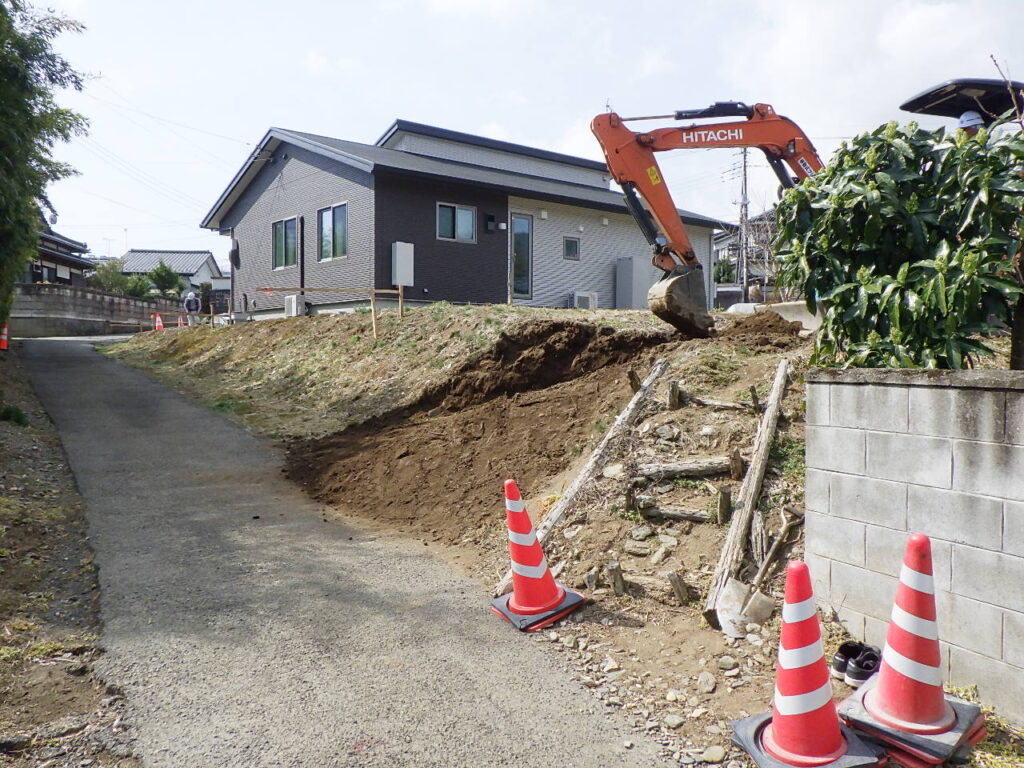 有限会社 大和工務店 一般住宅 エクステリア 土留め工事1-4